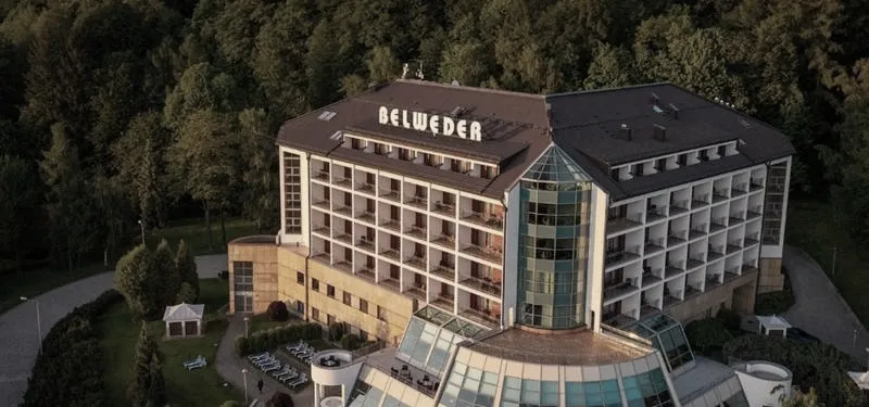 Co to jest hotel? Funkcje, rodzaje i standardy obiektu