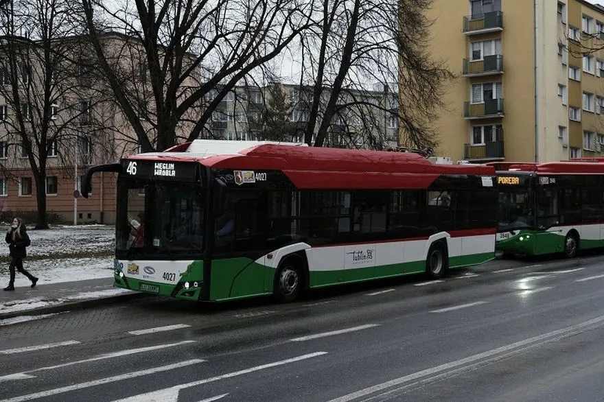 Gdzie wyrobić bilet miesięczny w Lublinie? Punkty sprzedaży i potrzebne dokumenty