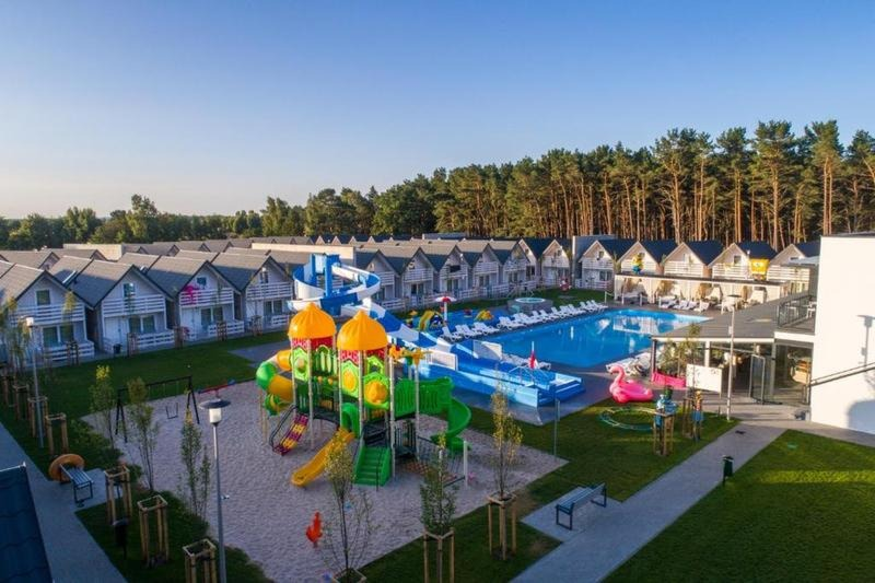 Holiday Park & Resort Rowy – czy warto? Opinie gości i realne koszty pobytu