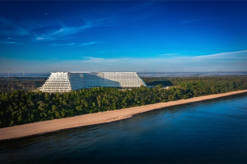 Hotel Gołębiewski w Pobierowie – ile ma pokoi i jakie widoki oferuje?