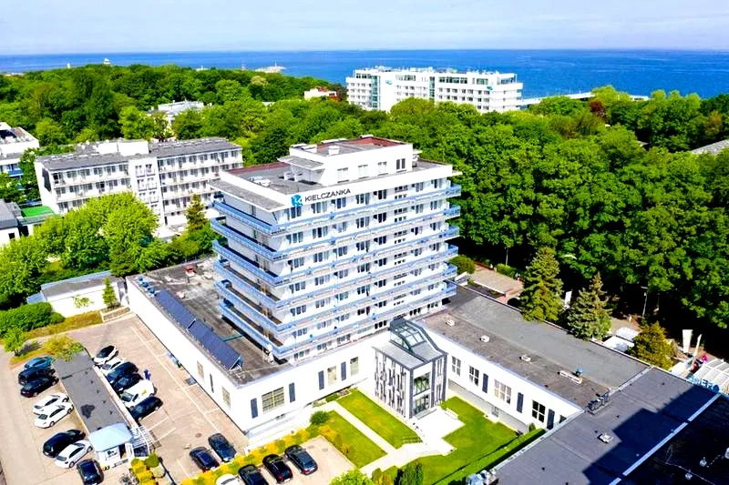 Ile mieszkańców ma Kołobrzeg i jak sezon zmienia tę liczbę