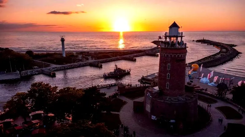 Kołobrzeg (Kolberg) — przewodnik po kurorcie, historii i planie na udany wyjazd