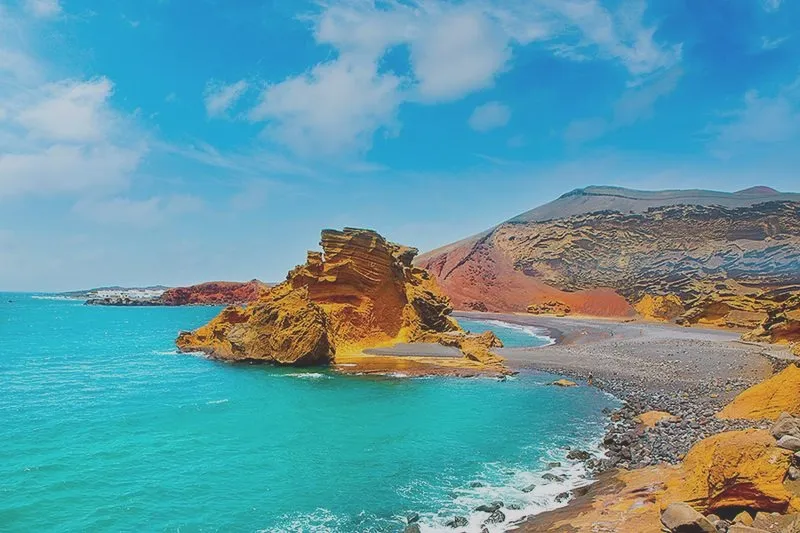 Lanzarote – kiedy jechać, aby cieszyć się idealną pogodą?