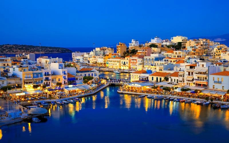Polska–Kreta: ile trwa lot? Czas podróży z polskich lotnisk