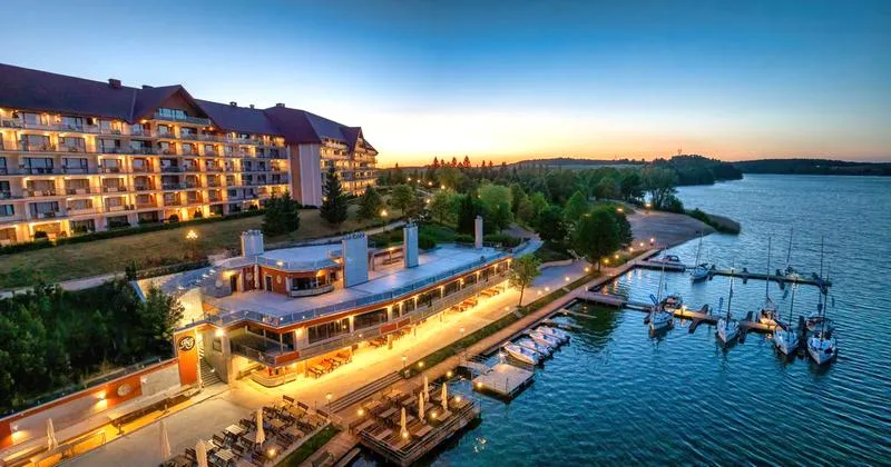 Hotel Gołębiewski Mikołajki
